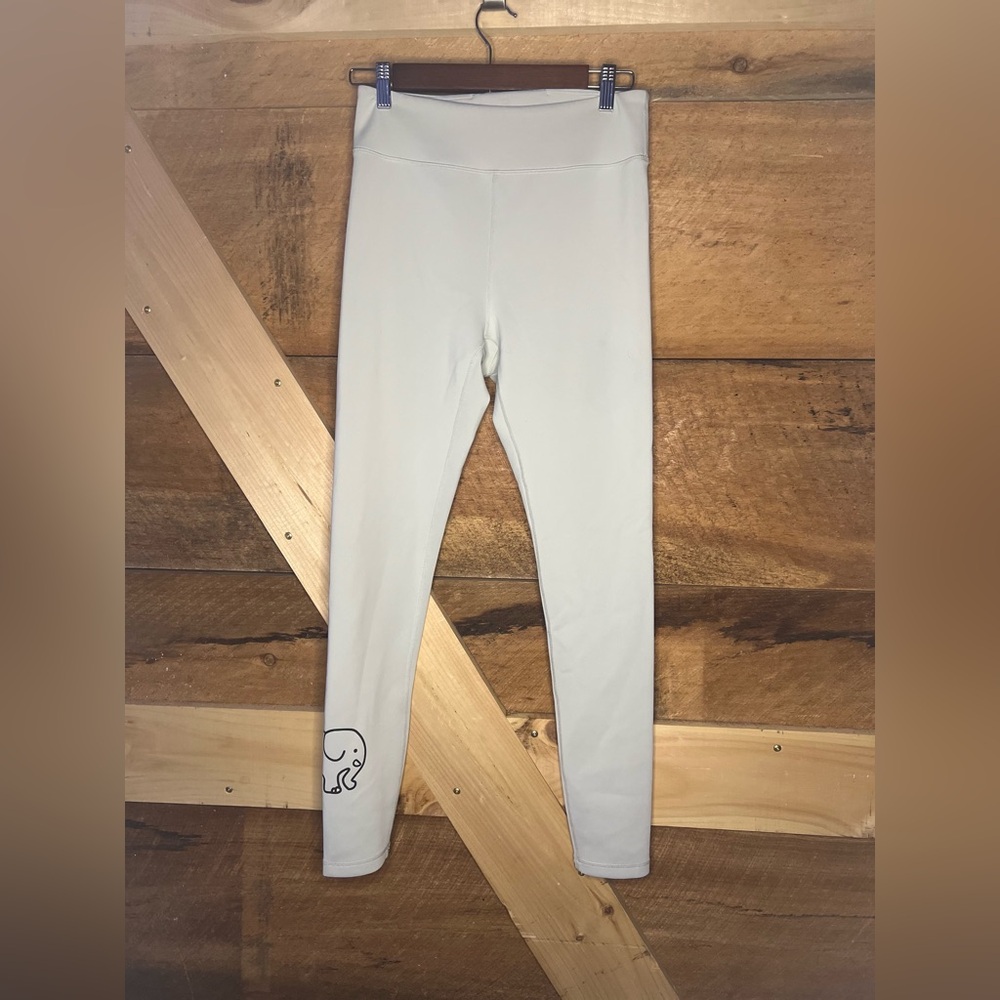 Ivory Ella Athletic Leggings Pants Elephant Black print Women’s Large - Picture 3 of 10